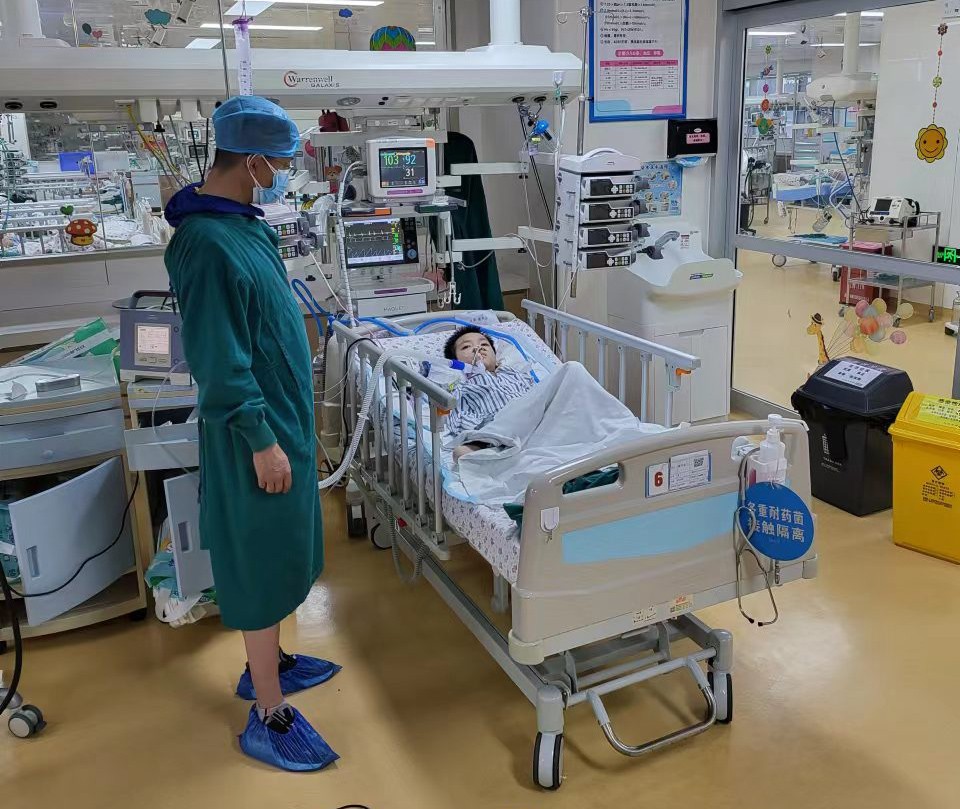 碌曲县跨省救护车出租公司